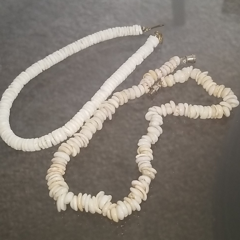 Vintage Natural Hawaiian Puka Shell Beads Anklets
